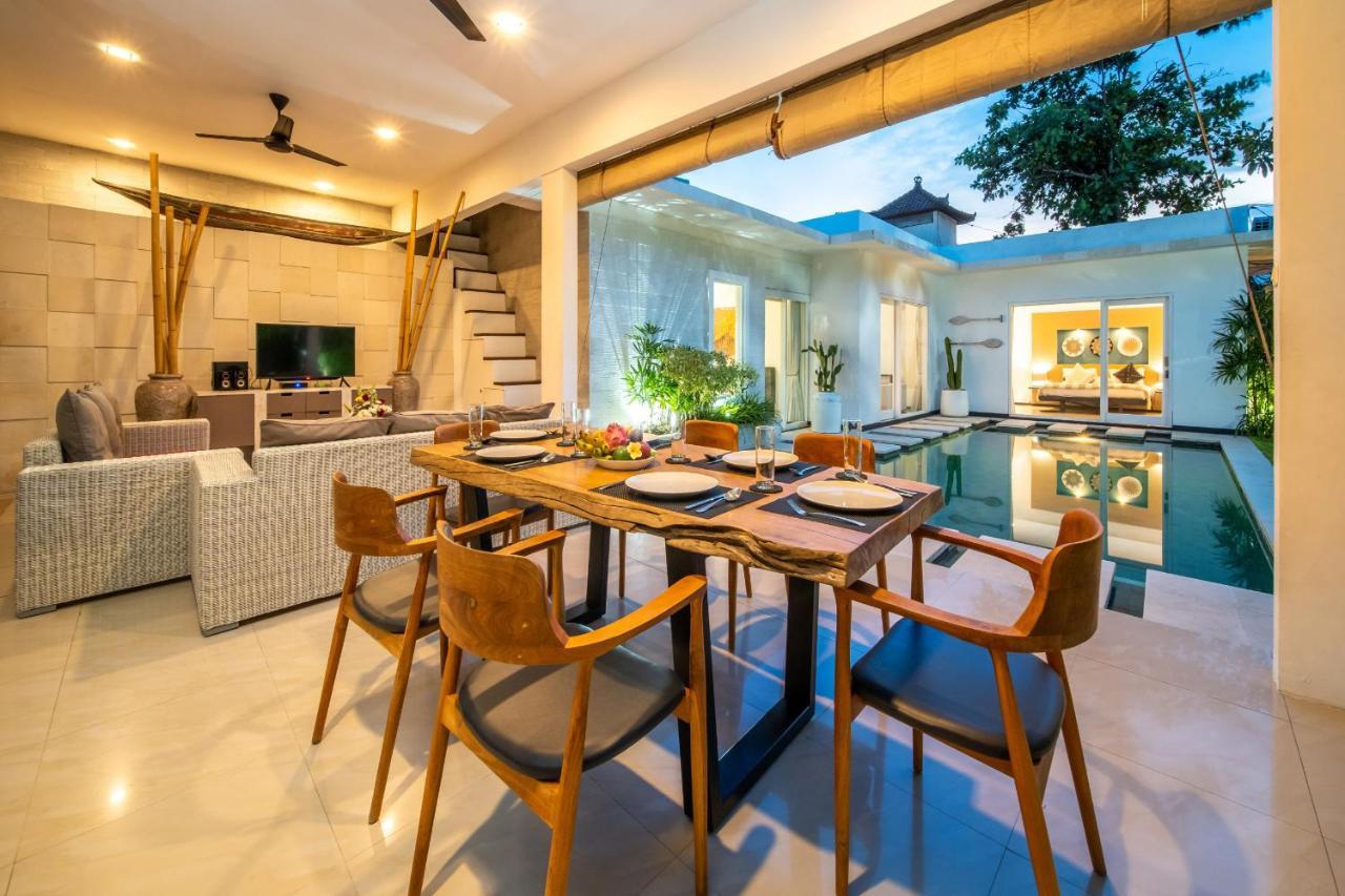 Villa Khanphi Seminyak Buitenkant foto